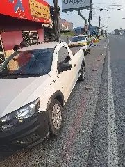 Acidente entre carros é registrado na Antônio Heil - 1