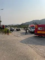 (VIDEO) Câmera registra acidente seguido de capotamento em Brusque  - 1