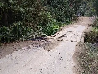 Ponte de madeira cede e reparo emergencial será feito neste sábado - 1