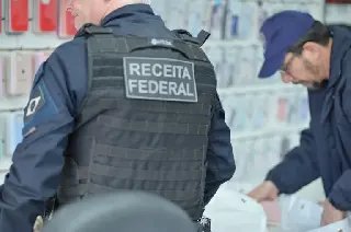 PF e Receita Federal realizam operação para combater o contrabando - 2