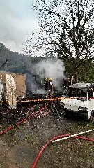 Corpo é encontrado carbonizado após incêndio em residência  - 6