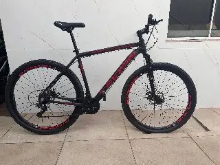 Dois irmãos são detidos em Itajaí com várias bicicletas furtadas - 17