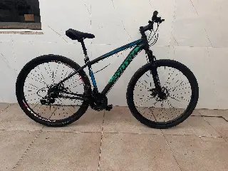 Dois irmãos são detidos em Itajaí com várias bicicletas furtadas - 29