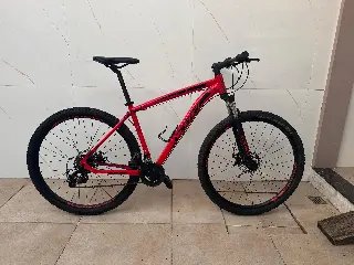 Dois irmãos são detidos em Itajaí com várias bicicletas furtadas - 20