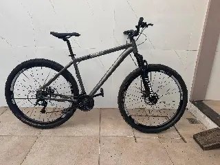 Dois irmãos são detidos em Itajaí com várias bicicletas furtadas - 19