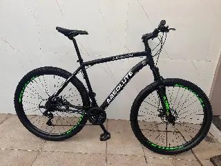 Dois irmãos são detidos em Itajaí com várias bicicletas furtadas - 25