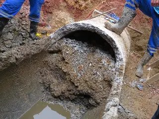Tubulação entope na Beira Rio e conserto é considerado complexo - 8