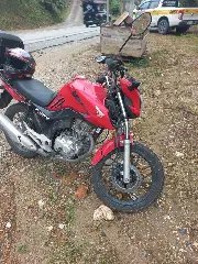 Colisão traseira entre moto e carro é registrada em Botuverá - 1
