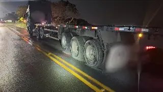 Caminhão com placas de Brusque se envolve em grave acidente em Navegantes - 2