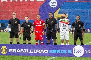 Brusque volta a vencer no Brasileirão na estreia de novo técnico - 4
