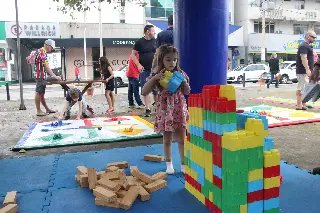 Famílias aproveitam atividades e serviços gratuitos no Sábado Fácil - 6