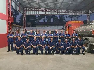 Bombeiros catarinenses salvam brigadistas em meio a incêndios no MT - 5