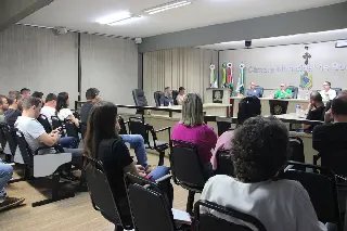 Núcleo de Empresários de Botuverá realiza sabatina com candidatos à prefeito  - 6