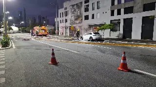 (VÍDEO) Bombeiros são acionados após Porsche pegar fogo - 3