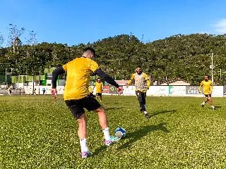 Quadricolor inicia preparação para encarar o Avaí na Ressacada - 1