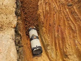 Obra de drenagem é iniciada no bairro Bateas - 5