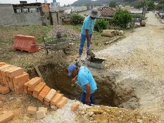 Prefeitura inicia troca de tubulação antes de pavimentação em Dom Joaquim - 3