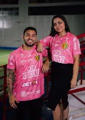 Brusque lança camisa rosa em apoio à conscientização do Câncer de Mama - 1