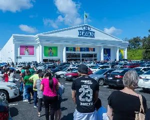 Havan inaugura terceira megaloja em Joinville  - 2