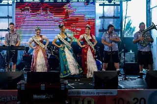Famílias curtem o domingo na 37ª Fenarreco - 10