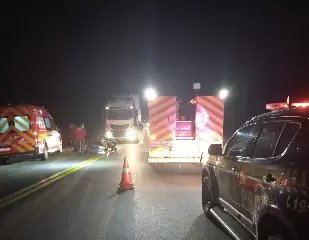 Dois motociclistas morrem após colisão na BR-470  - 1