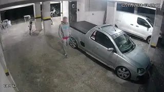 (VÍDEO) Câmera flagra momento em que homem furta motocicleta na garagem de condomínio - 1