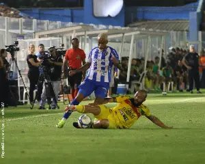 Brusque é rebaixado para a Série C após derrota para o Paysandu - 1