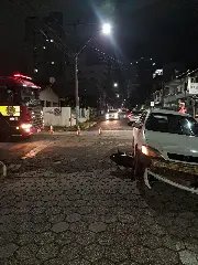 Motociclista é arrastado por veículo durante acidente - 2