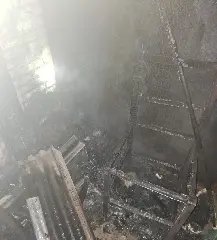 Incêndio atinge quitinete no bairro Nova Brasília - 4