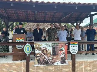 Brusque celebra o Dia da Bandeira com solenidade no Tiro de Guerra - 5