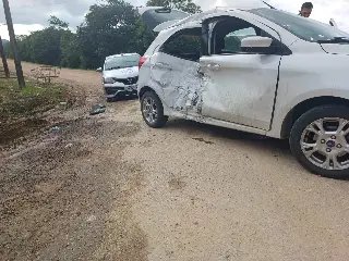 Duas pessoas ficam feridas após acidente na rodovia Ivo Silveira - 3