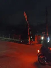 (URGENTE) Caminhão derruba poste e deixa 12 mil sem luz em Brusque  - 1