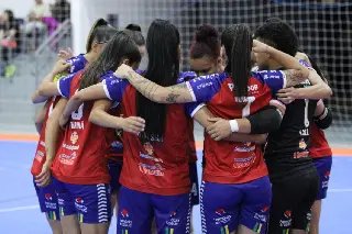 Futsal feminino de Brusque goleia time de Concórdia e garante vitória nos JASC - 3