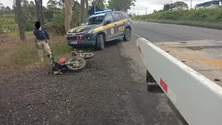 Carro de Guabiruba se envolve em acidente na BR-470 - 2