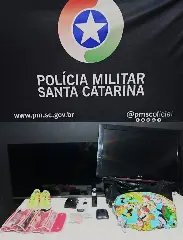 Ladrões invadem residência de casal morto e são presos com objetos furtados - 1
