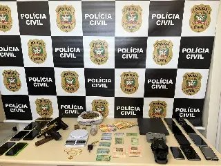Polícia de Brusque participa de megaoperação com 218 ordens judiciais cumpridas - 4