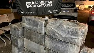 Polícia apreende cerca de R$ 30 milhões em cocaína após perseguição - 2