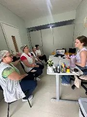 Merendeiras participam de capacitação sobre boas práticas na alimentação escolar - 3
