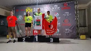 Mesmo com chuva, mais de 400 pessoas participam da corrida da PM em Brusque - 4