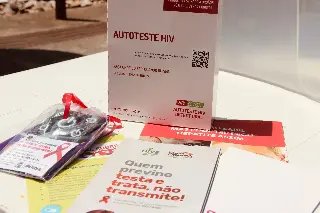 Ação de prevenção ao HIV movimenta o centro de Brusque - 8