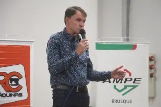 Escola de Costura da AmpeBr forma novos profissionais - 2