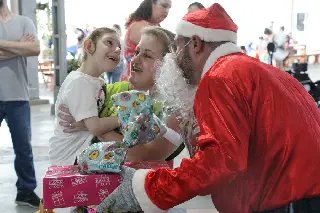 Chegada do Papai Noel marca encerramento de 2024 da Apae de Brusque - 4