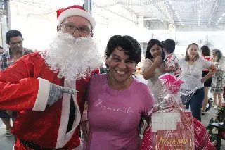 Chegada do Papai Noel marca encerramento de 2024 da Apae de Brusque - 5
