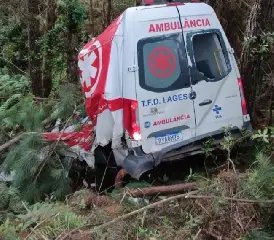 Motorista de ambulância morre em saída de pista na BR-282 - 1