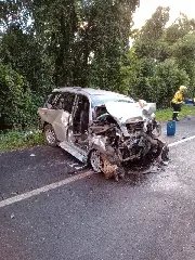 Grave acidente na BR-282 envolve quatro carros e deixa quatro mortos - 2