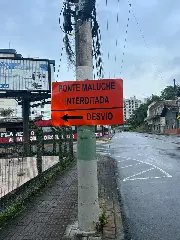 Placas são instaladas para orientar motoristas durante interdição da ponte - 2