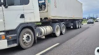 Idoso morre em colisão entre moto e carreta na BR-101 - 1