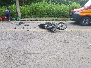 Bombeiros atualizam informações sobre acidente entre moto e ônibus - 5