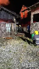Galpão de madeira é destruído por incêndio em Botuverá - 4