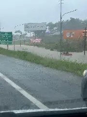 (VÍDEO) Fortes chuvas alagam cidades do Litoral Norte catarinense - 1
